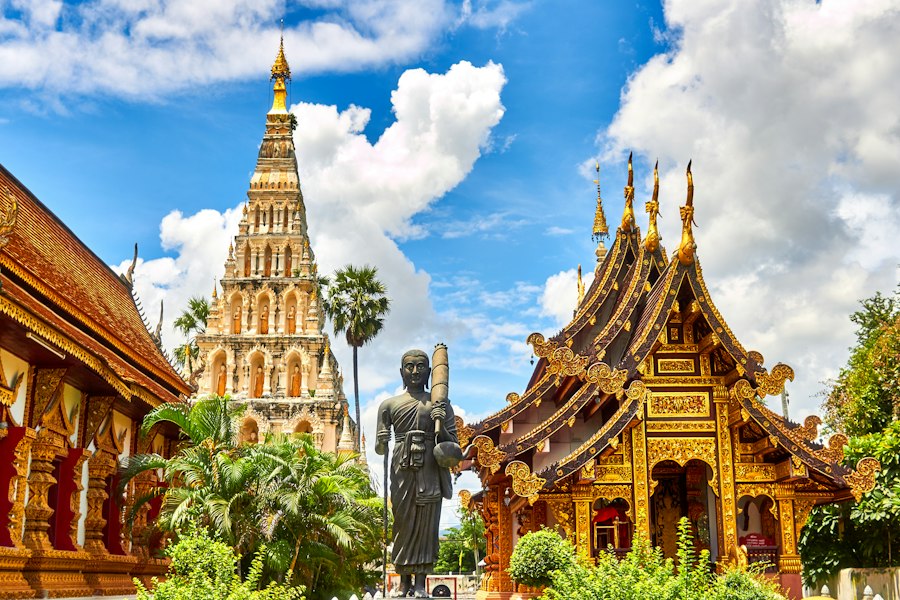 Tháp Bà Ponagar – Di sản văn hóa Chăm Pa nghìn năm bên dòng sông Cái